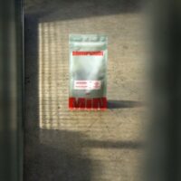 Sac Minfundi sur sol en béton